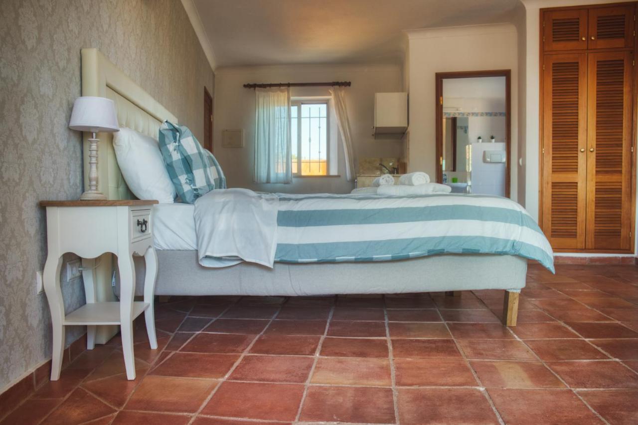 Moonshine Guest House With Private Studios And Private Cottage Lagos Eksteriør billede