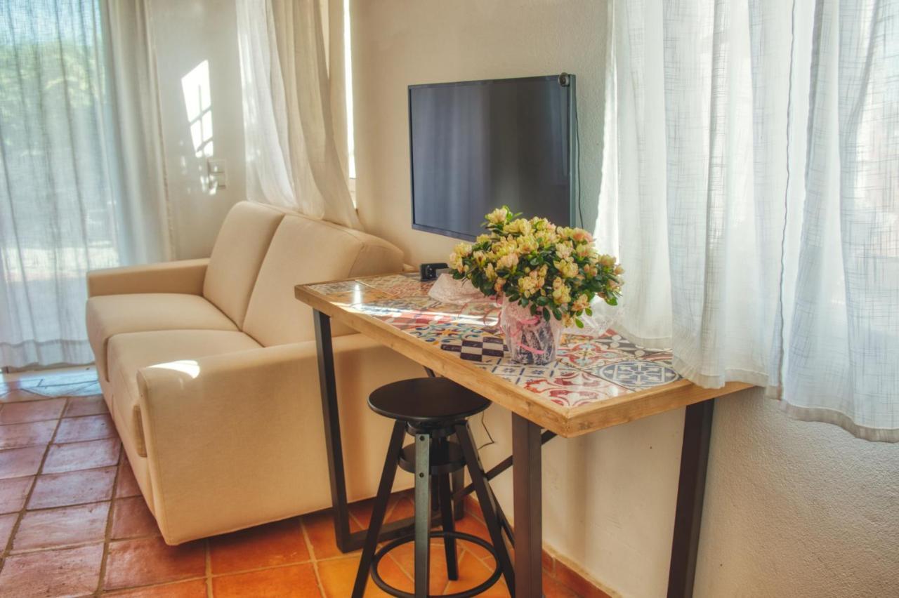 Moonshine Guest House With Private Studios And Private Cottage Lagos Eksteriør billede
